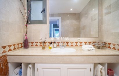 Resale - Apartment - Penthouse - Marbella - Nueva Andalucia