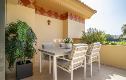 Resale - Apartment - Penthouse - Marbella - Nueva Andalucia