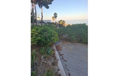 Resale - House - Detached Villa - Benalmádena - Benalmadena Centro