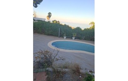Resale - House - Detached Villa - Benalmádena - Benalmadena Centro