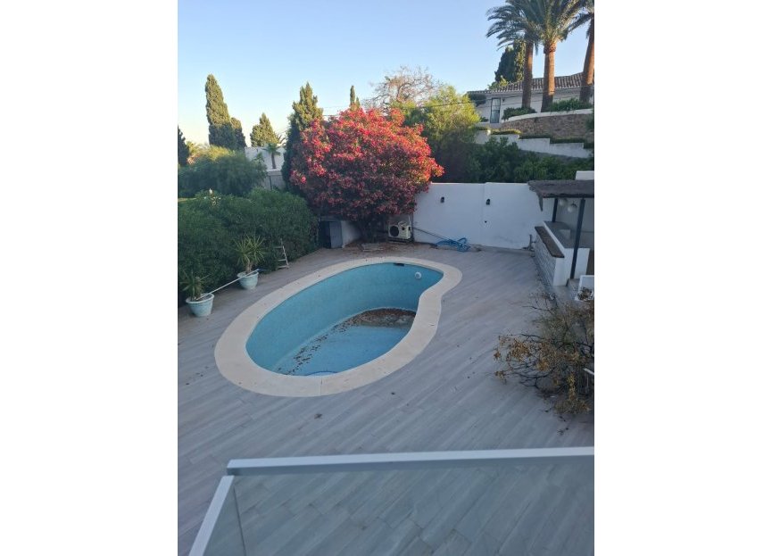 Resale - House - Detached Villa - Benalmádena - Benalmadena Centro