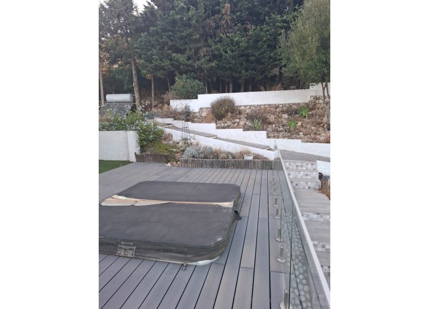 Resale - House - Detached Villa - Benalmádena - Benalmadena Centro