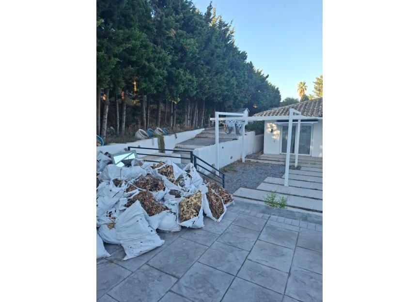 Resale - House - Detached Villa - Benalmádena - Benalmadena Centro