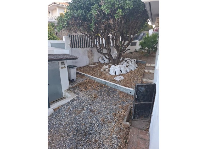 Resale - House - Detached Villa - Benalmádena - Benalmadena Centro
