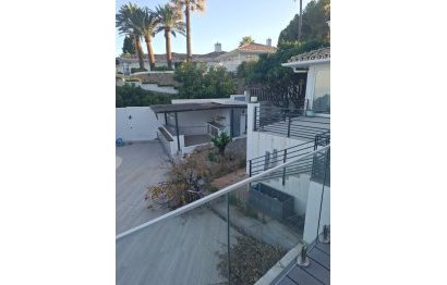 Resale - House - Detached Villa - Benalmádena - Benalmadena Centro