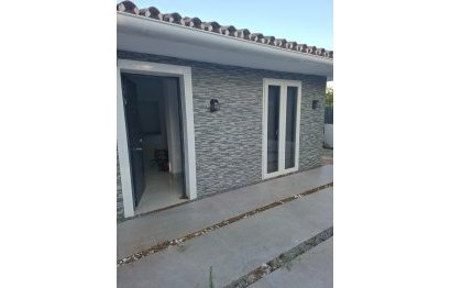 Resale - House - Detached Villa - Benalmádena - Benalmadena Centro