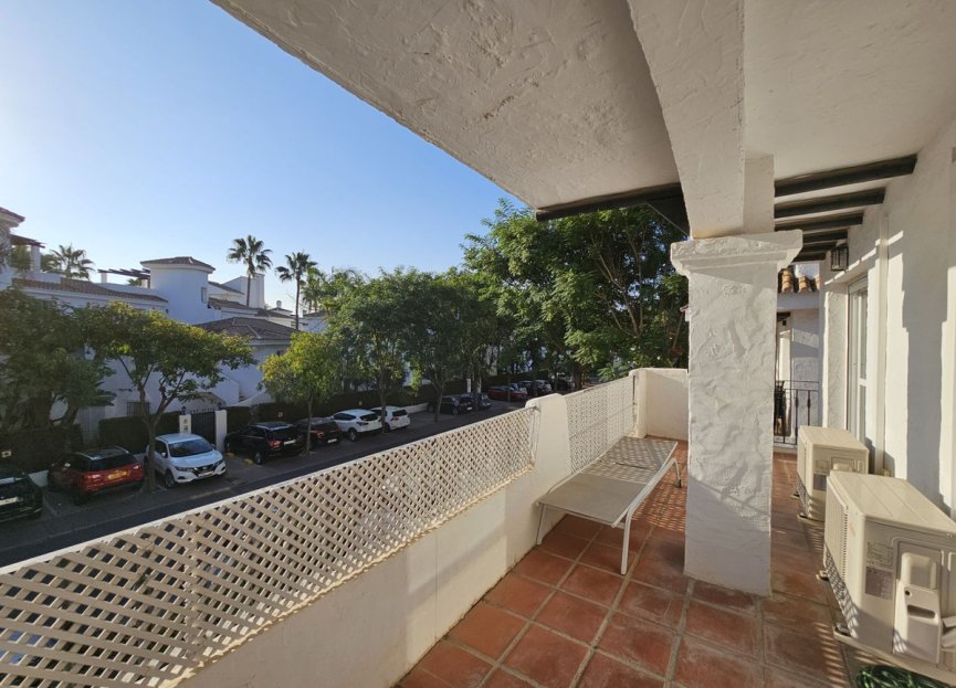 Resale - House - Semi-Detached House - Marbella - Nueva Andalucia