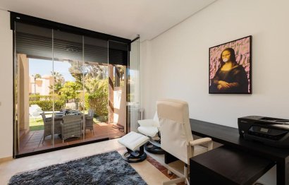 Resale - Apartment - Ground Floor Apartment - Marbella - Puerto Banús