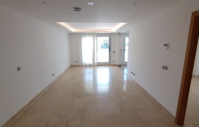 Resale - Apartment - Middle Floor Apartment - Marbella - San Pedro De Alcantara