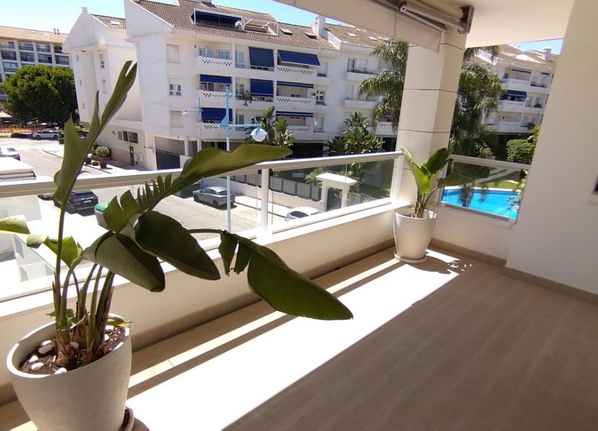 Resale - Apartment - Middle Floor Apartment - Marbella - San Pedro De Alcantara