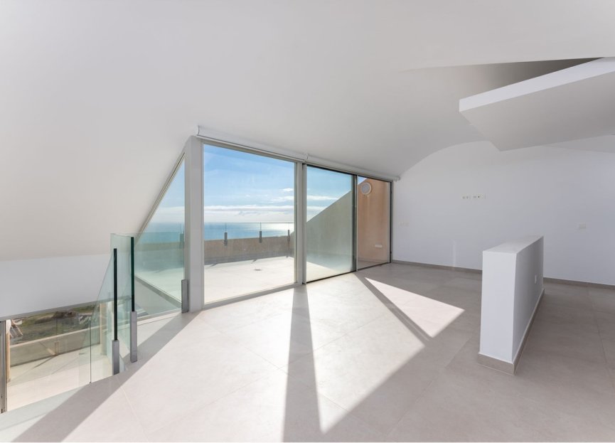 Resale - Apartment - Penthouse - Benalmádena - Benalmadena Pueblo