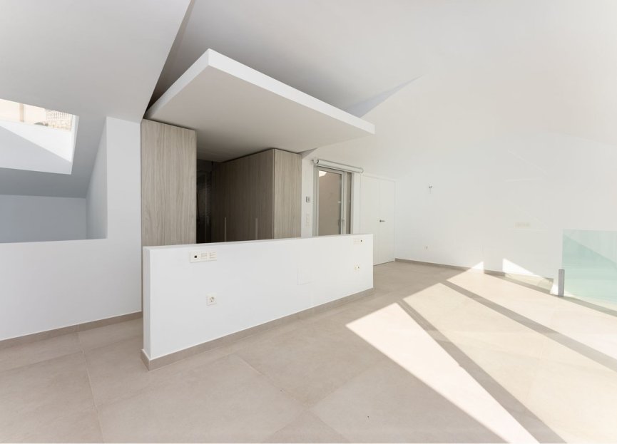 Resale - Apartment - Penthouse - Benalmádena - Benalmadena Pueblo