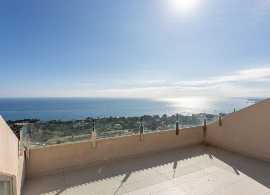 Resale - Apartment - Penthouse - Benalmádena - Benalmadena Pueblo