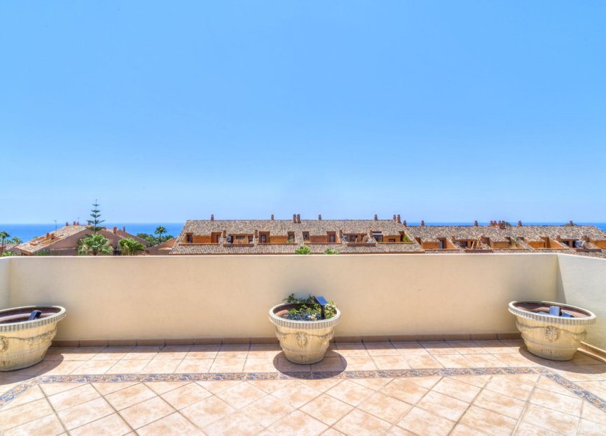 Resale - Apartment - Penthouse - Marbella - Bahía de Marbella