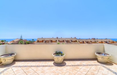 Resale - Apartment - Penthouse - Marbella - Bahía de Marbella