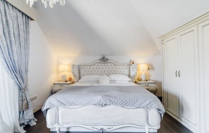 Resale - Apartment - Penthouse - Marbella - Bahía de Marbella