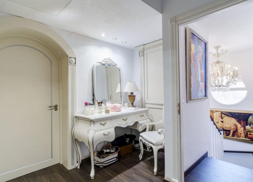 Resale - Apartment - Penthouse - Marbella - Bahía de Marbella