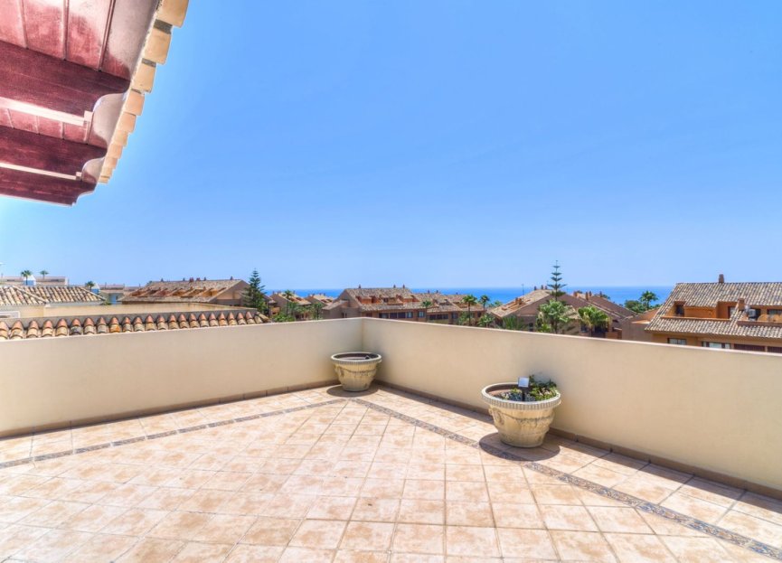 Resale - Apartment - Penthouse - Marbella - Bahía de Marbella