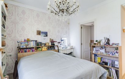 Resale - Apartment - Penthouse - Marbella - Bahía de Marbella