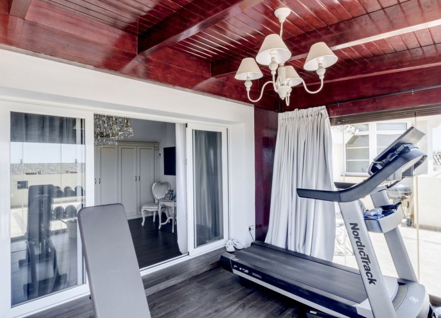 Resale - Apartment - Penthouse - Marbella - Bahía de Marbella