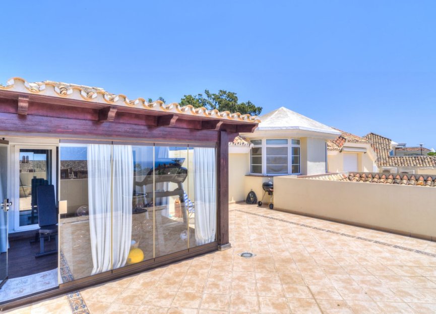 Resale - Apartment - Penthouse - Marbella - Bahía de Marbella