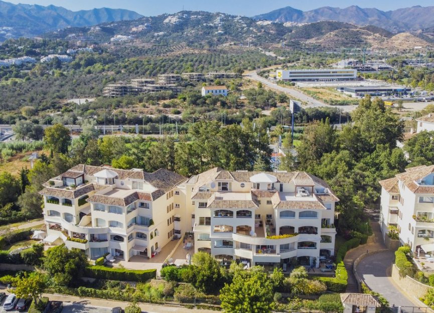 Resale - Apartment - Penthouse - Marbella - Bahía de Marbella