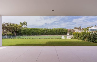 Resale - House - Semi-Detached House - Marbella - The Golden Mile