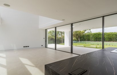 Resale - House - Semi-Detached House - Marbella - The Golden Mile