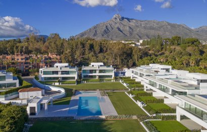 Resale - House - Semi-Detached House - Marbella - The Golden Mile