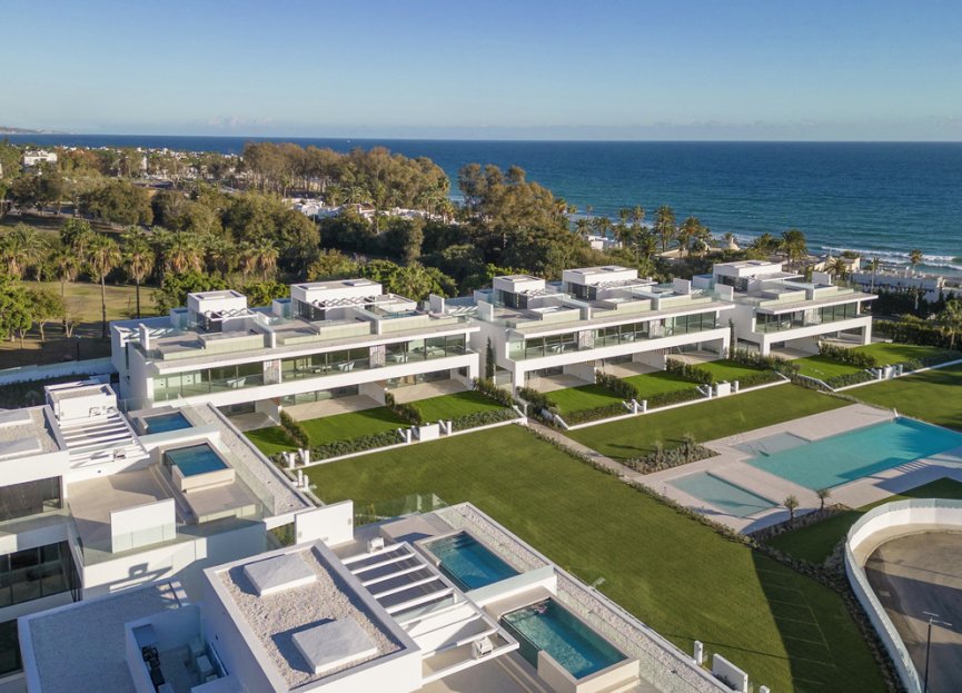 Resale - House - Semi-Detached House - Marbella - The Golden Mile