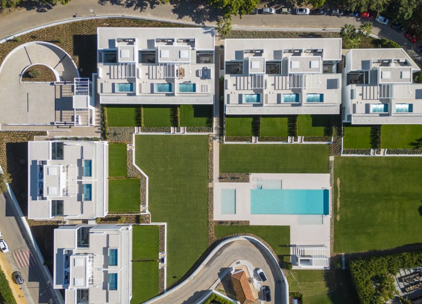 Resale - House - Semi-Detached House - Marbella - The Golden Mile