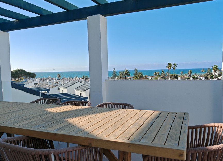 Resale - Apartment - Penthouse - Estepona - Estepona Centro