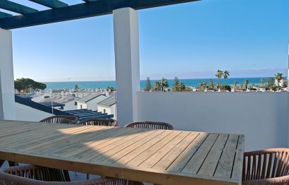 Resale - Apartment - Penthouse - Estepona - Estepona Centro