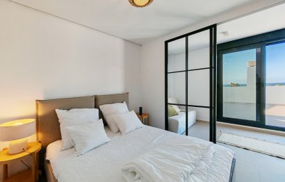 Resale - Apartment - Penthouse - Estepona - Estepona Centro