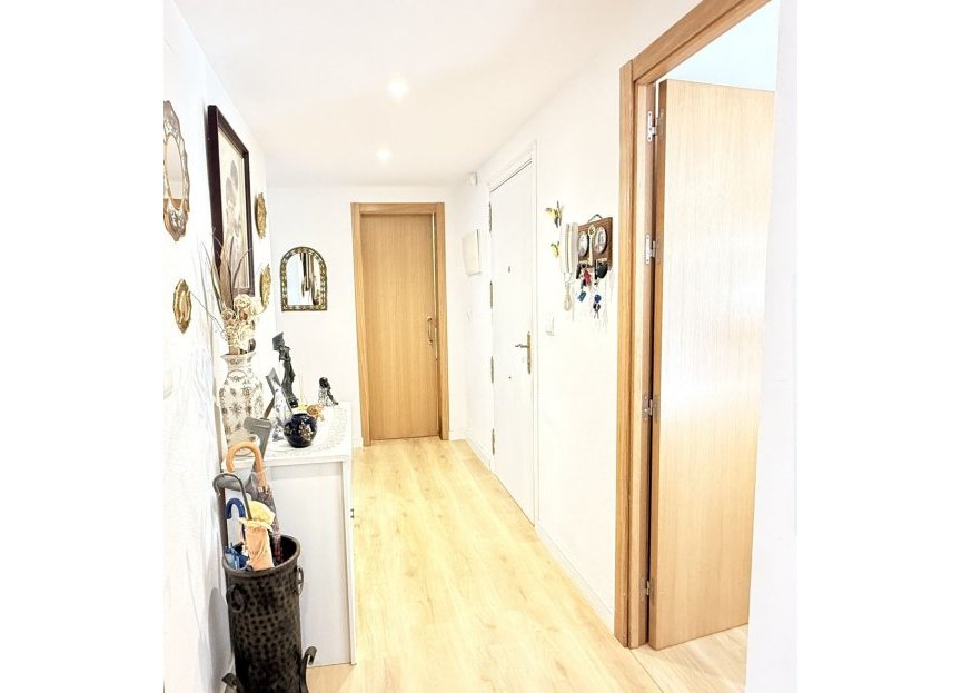 Resale - Ground floor apartment - Estepona - Estepona Centro