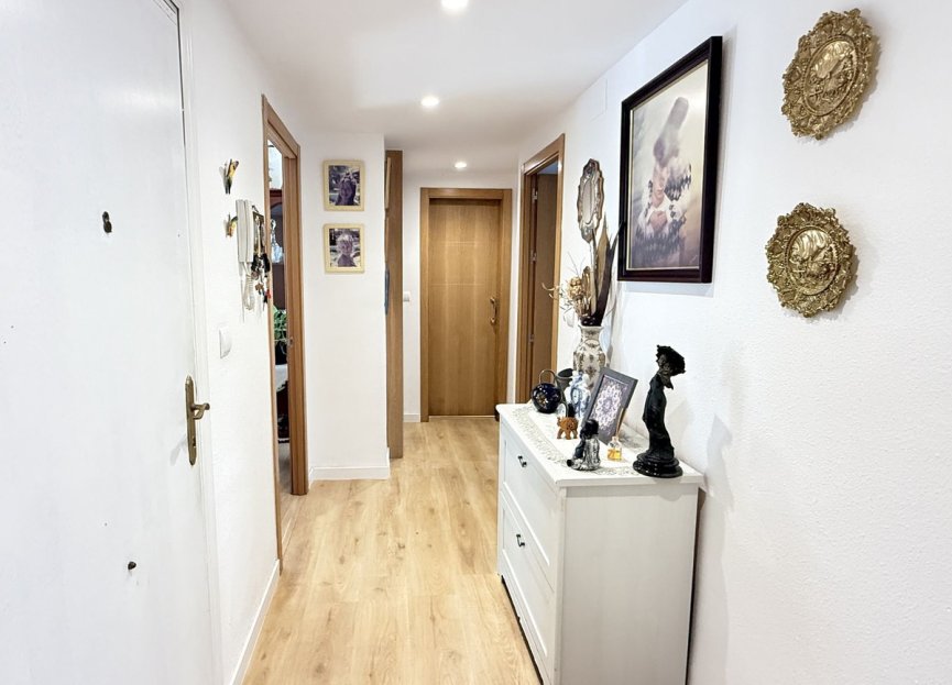 Resale - Ground floor apartment - Estepona - Estepona Centro