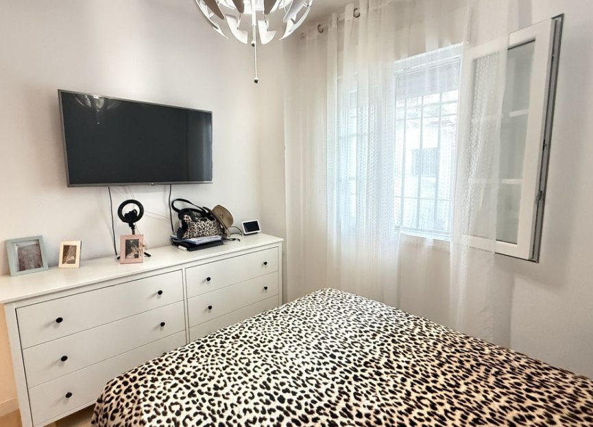 Resale - Ground floor apartment - Estepona - Estepona Centro