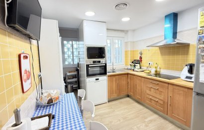 Resale - Ground floor apartment - Estepona - Estepona Centro