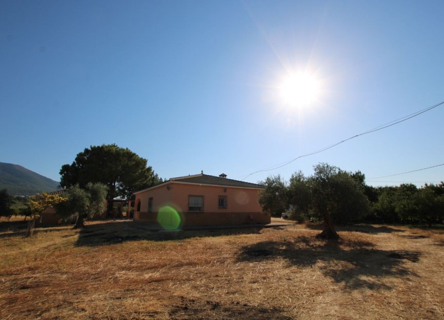 Resale - House - Finca - Cortijo - Alhaurín el Grande - Alhaurín el Grande Centro