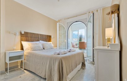 Resale - Apartment - Middle Floor Apartment - Marbella - Nueva Andalucia