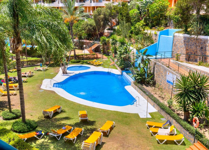 Resale - Apartment - Middle Floor Apartment - Marbella - Nueva Andalucia