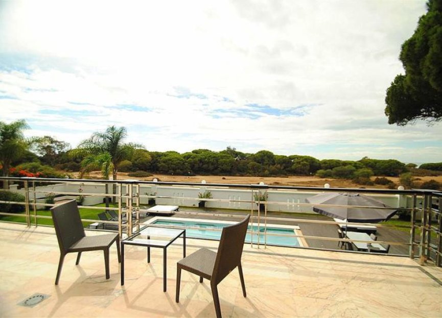 Resale - House - Detached Villa - Marbella - Cabopino