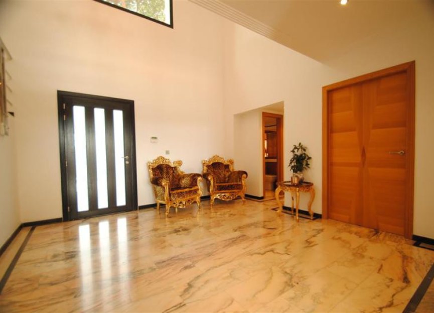 Resale - House - Detached Villa - Marbella - Cabopino