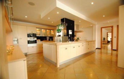 Resale - House - Detached Villa - Marbella - Cabopino