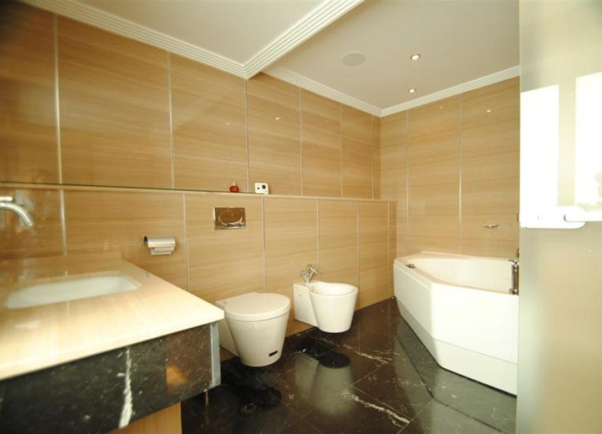 Resale - House - Detached Villa - Marbella - Cabopino