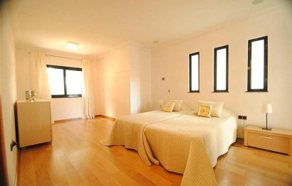 Resale - House - Detached Villa - Marbella - Cabopino