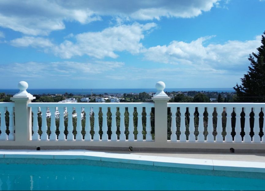 Resale - House - Detached Villa - Benahavís - La Quinta