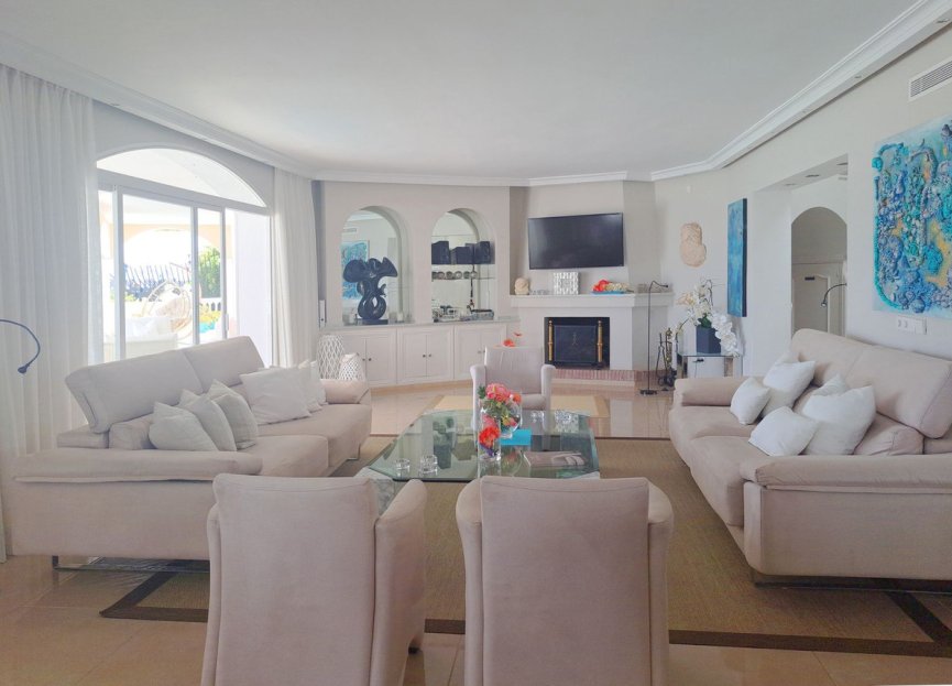 Resale - House - Detached Villa - Benahavís - La Quinta
