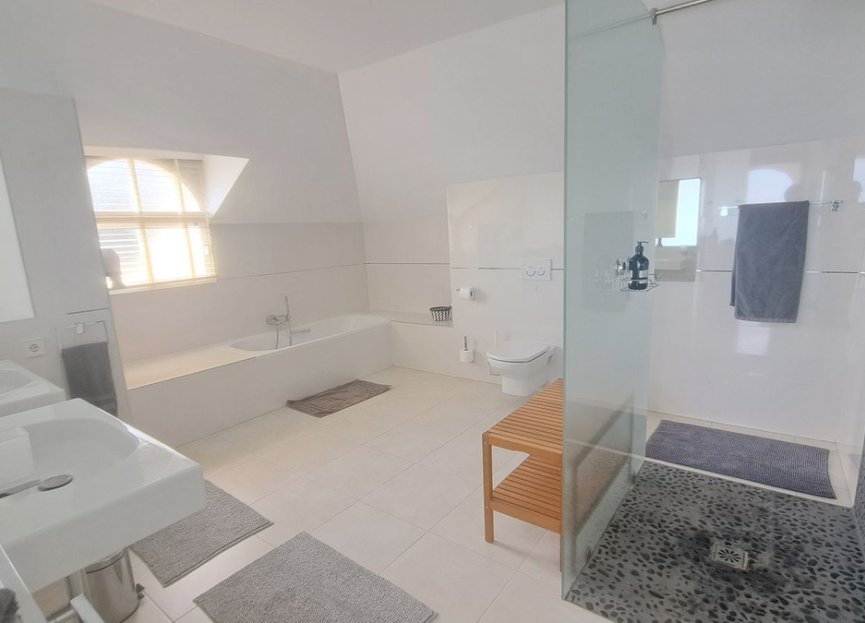 Resale - House - Detached Villa - Benahavís - La Quinta