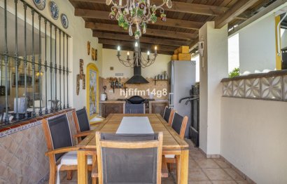 Resale - House - Townhouse - Marbella - Nueva Andalucia